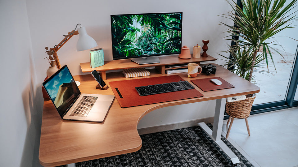 Panneau de contrôle du bureau assis debout CORNER avec ports USB, mémoires de hauteur et système anti-collision