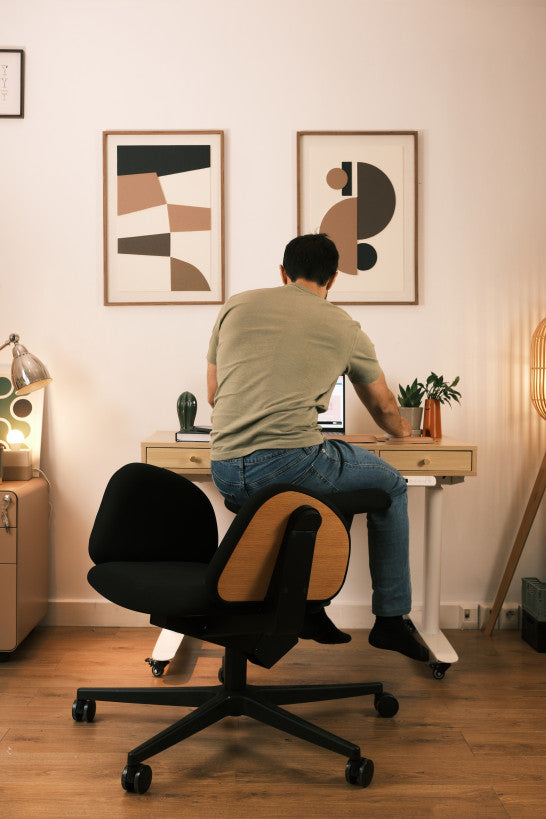 Vignette de la vidéo d'avis client sur la chaise de bureau FLOW